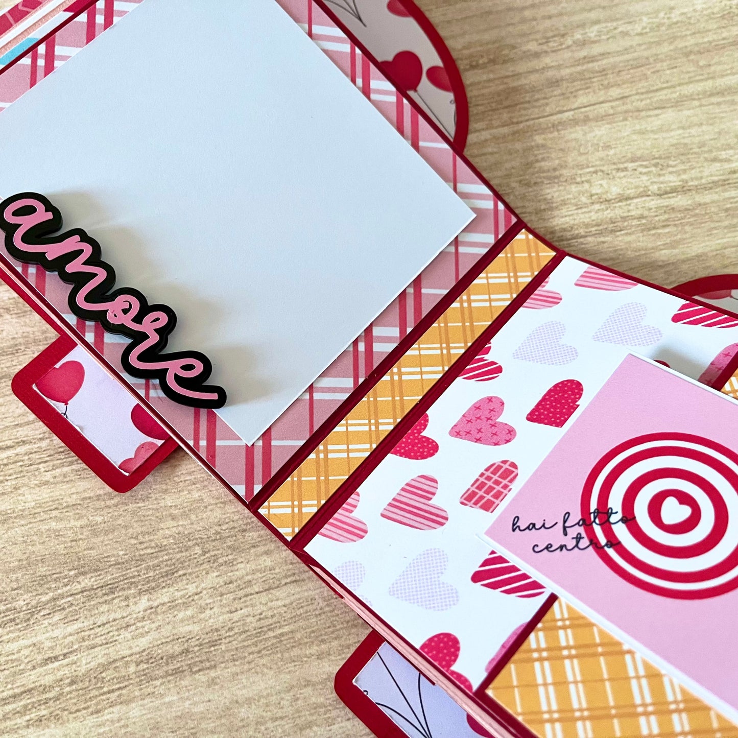 Paper pad 12 x 12" C'é amore nell'aria