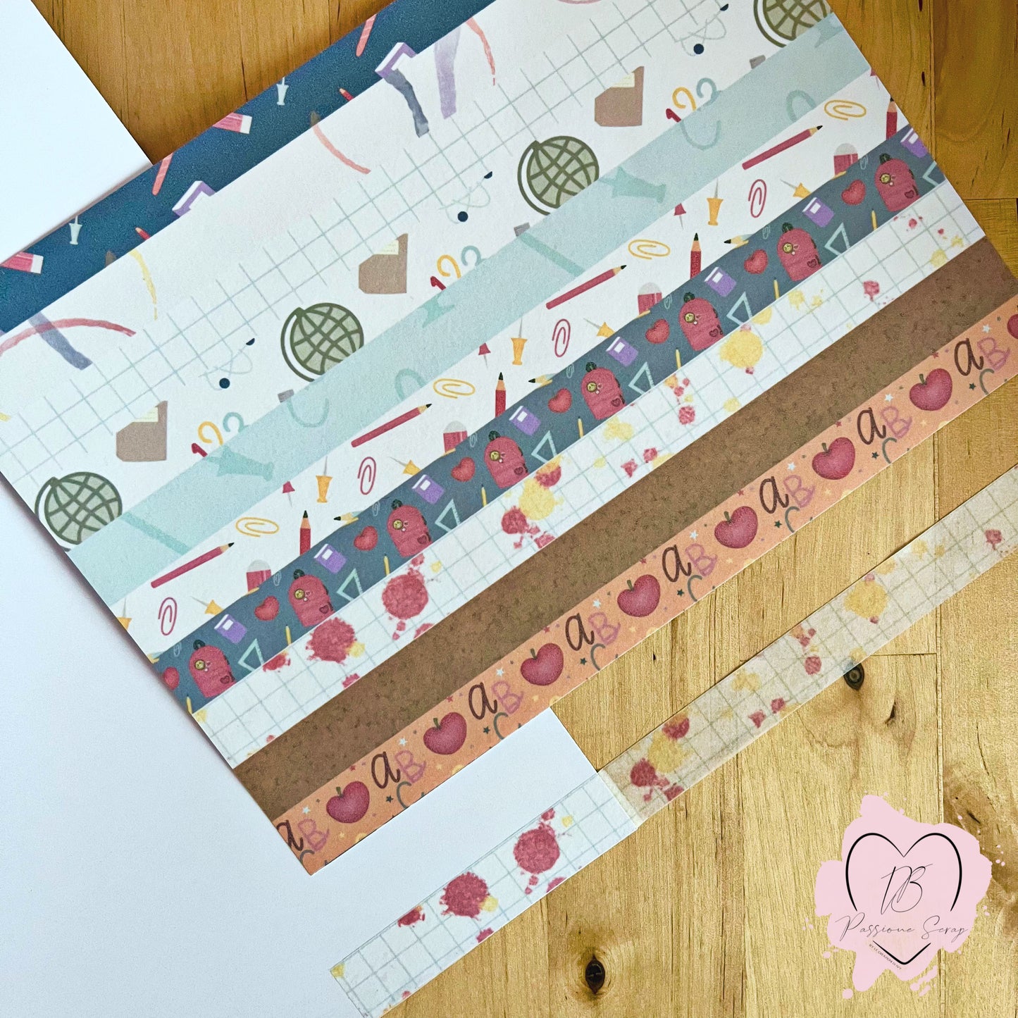 Foglio washi tape “W la scuola”